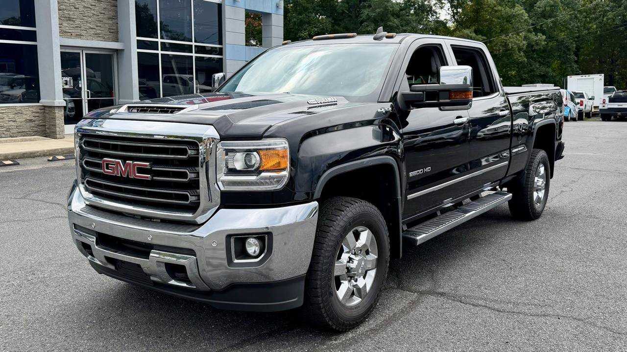 Used 2017 GMC Sierra 2500 SLT w/ Duramax Plus Package AWD/4WD image 2