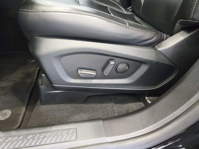 Used 2022 Ford Explorer XLT w/ Equipment Group 202A image 32