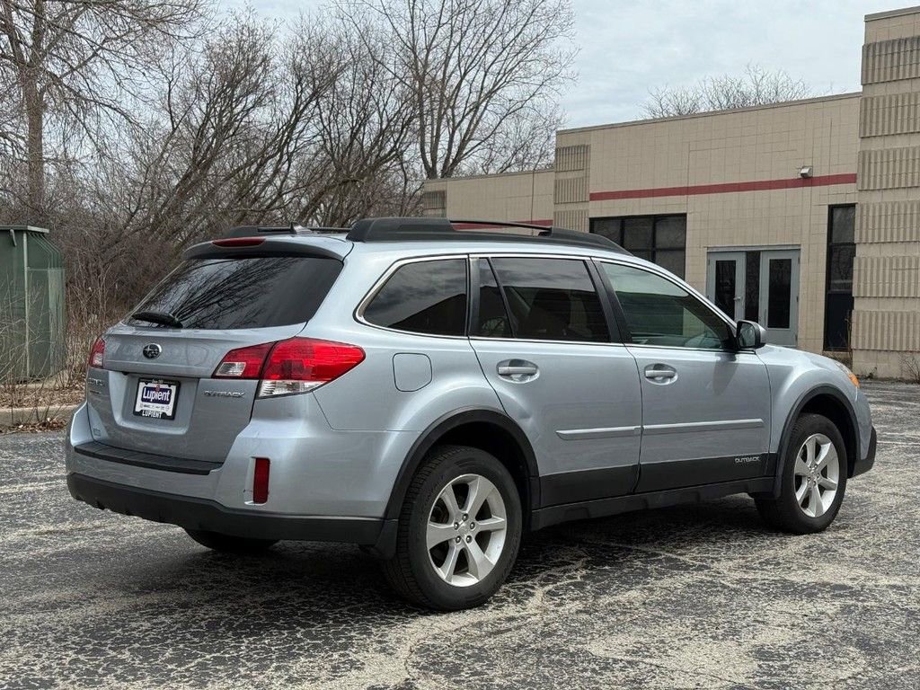 Used 2014 Subaru Outback 2.5i Limited w/ Moonroof Package image 3