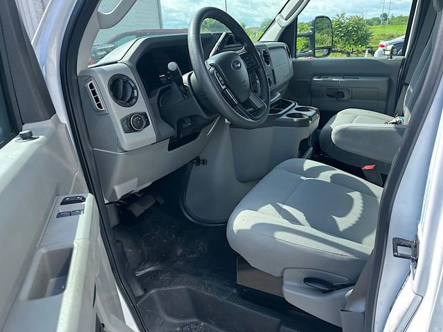 New 2024 Ford E-450 and Econoline 450 Super Duty w/ Driver's Safety Package image 14