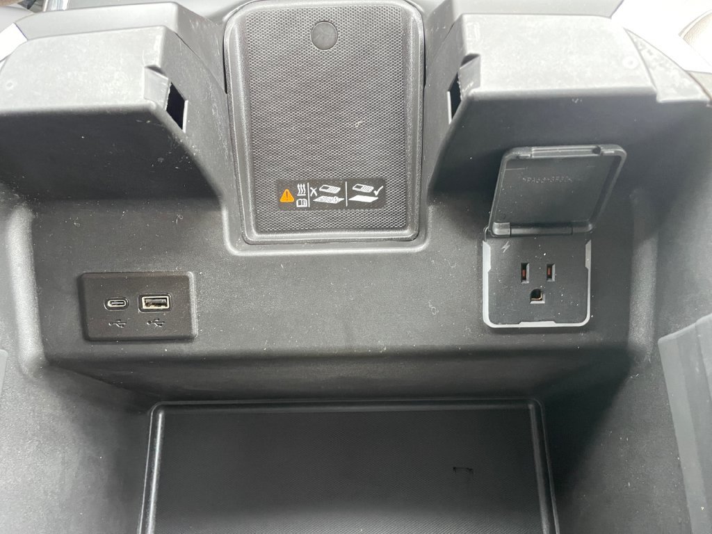 Used 2025 Chevrolet Silverado 1500 LTZ AWD/4WD image 43