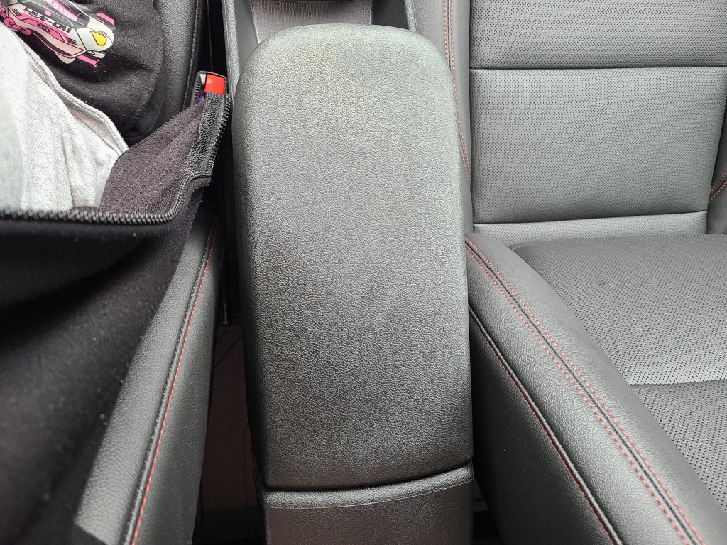 Used 2026 Chevrolet Trax RS w/ Sunroof Package FWD image 23
