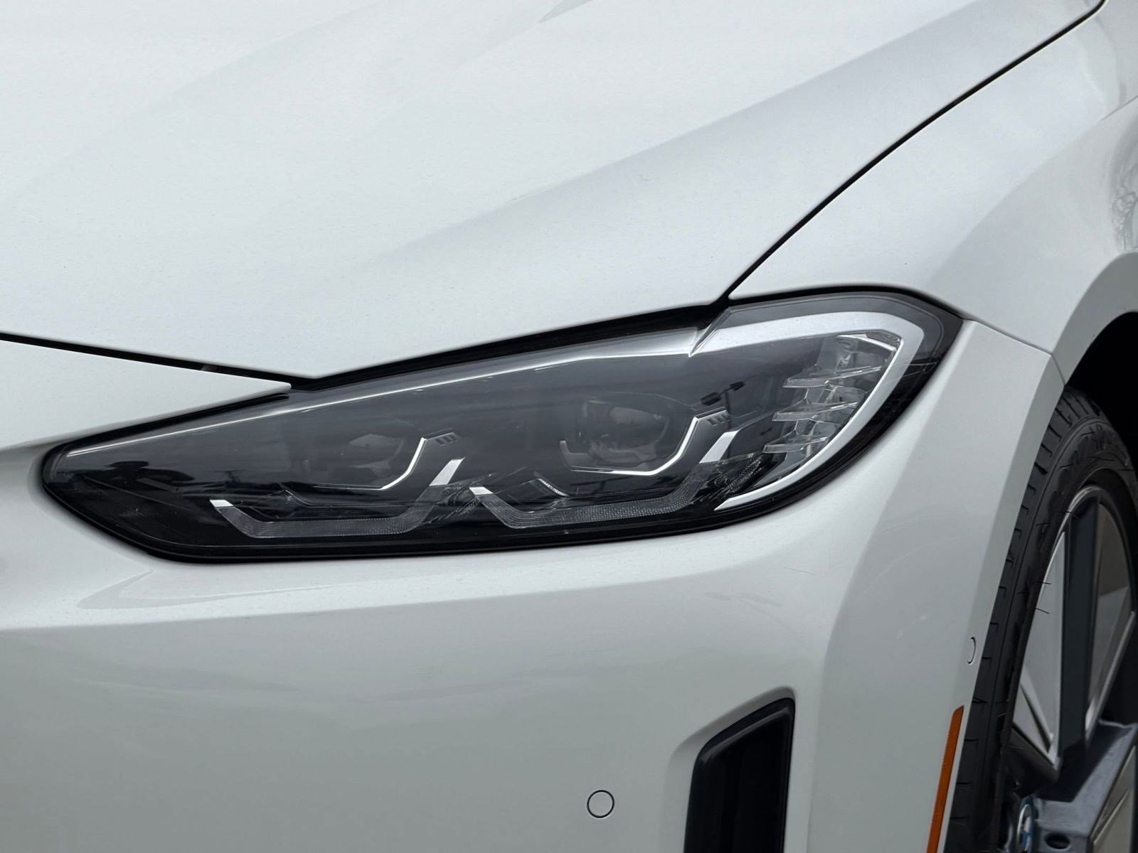 Certified 2023 BMW i4 eDrive35 image 10