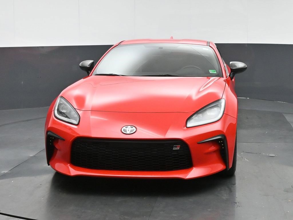 Used 2023 Toyota GR86 Premium image 2