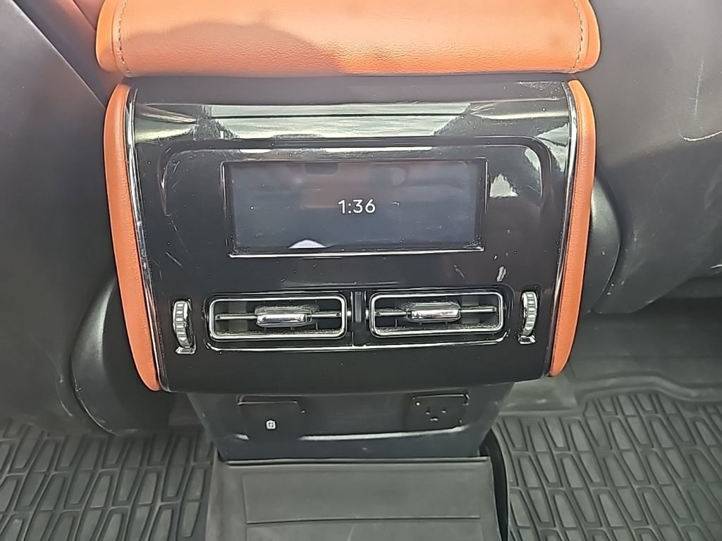 Used 2025 Lincoln Aviator Reserve w/ Jet Appearance Package image 14