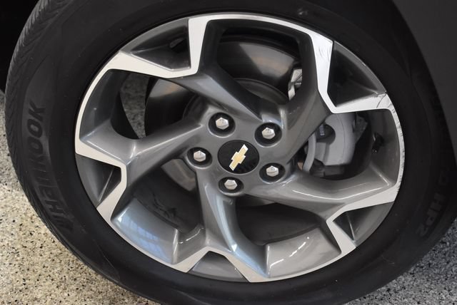 Used 2025 Chevrolet Trax LT FWD image 29