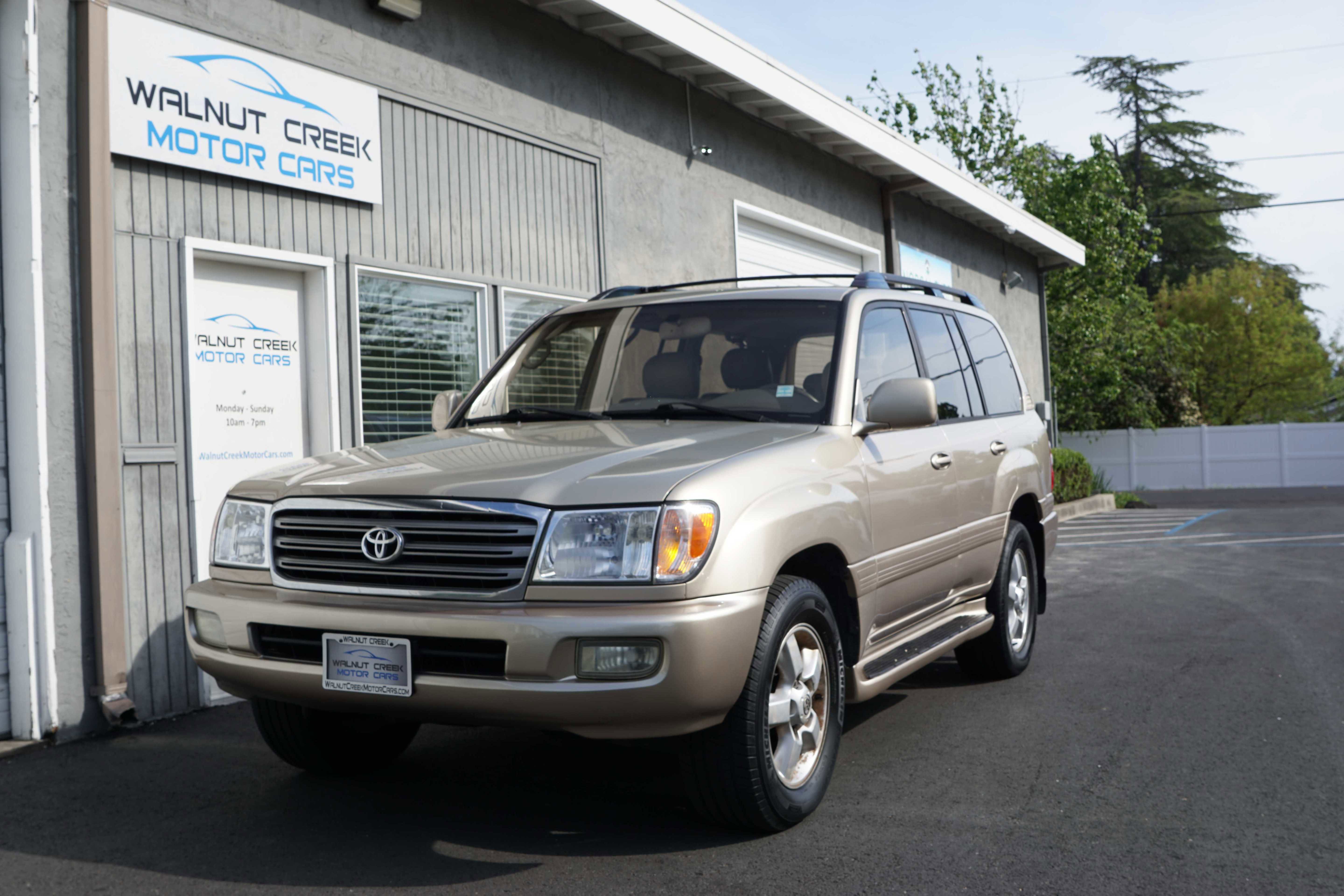 Used 2003 Toyota Land Cruiser image 1