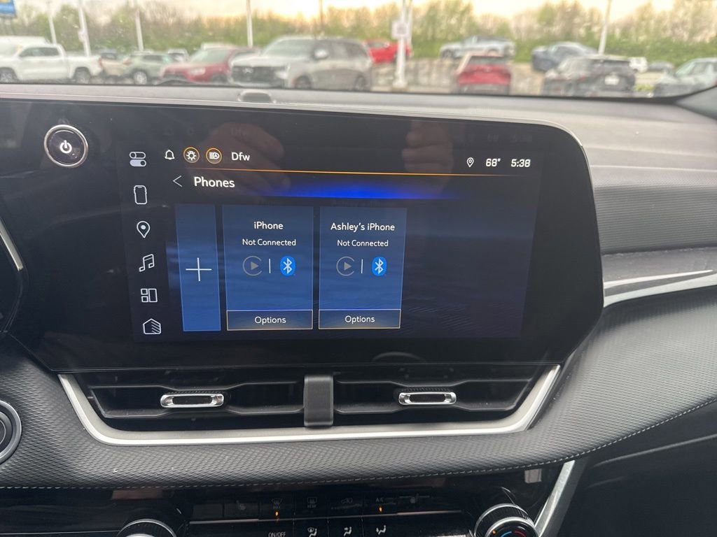 Used 2025 Chevrolet Equinox LT FWD image 33