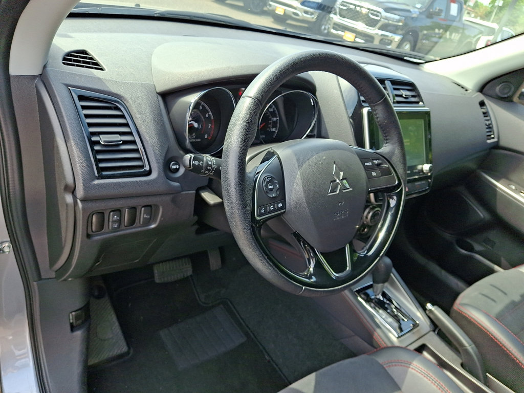 Used 2024 Mitsubishi Outlander Sport ES AWD/4WD image 25