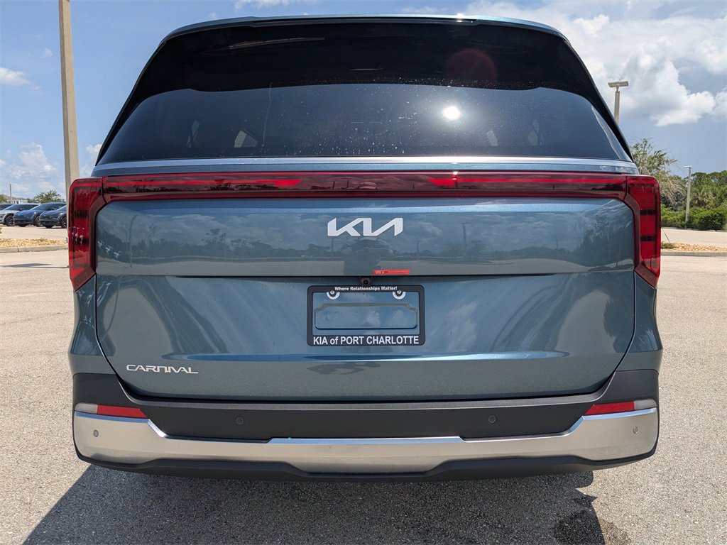 Used 2026 Kia Carnival SX image 6