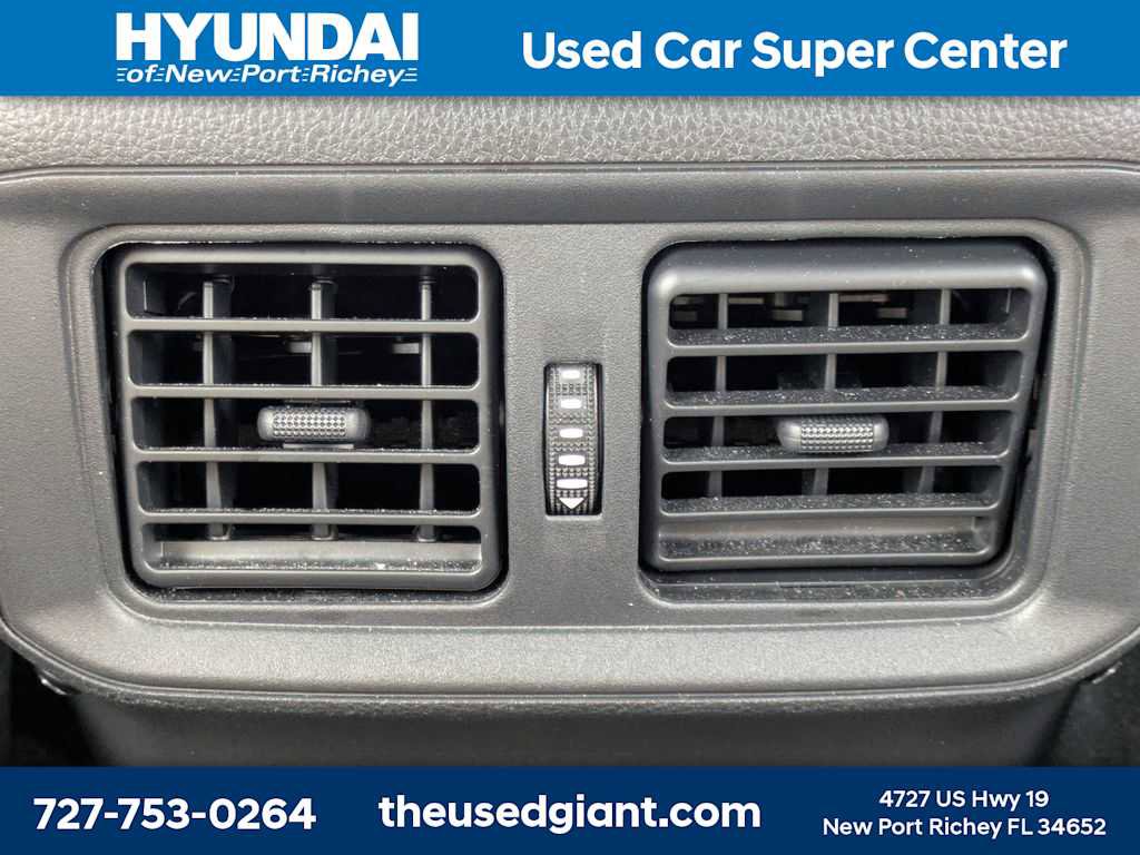 Used 2023 Toyota RAV4 XLE w/ Convenience Package image 18