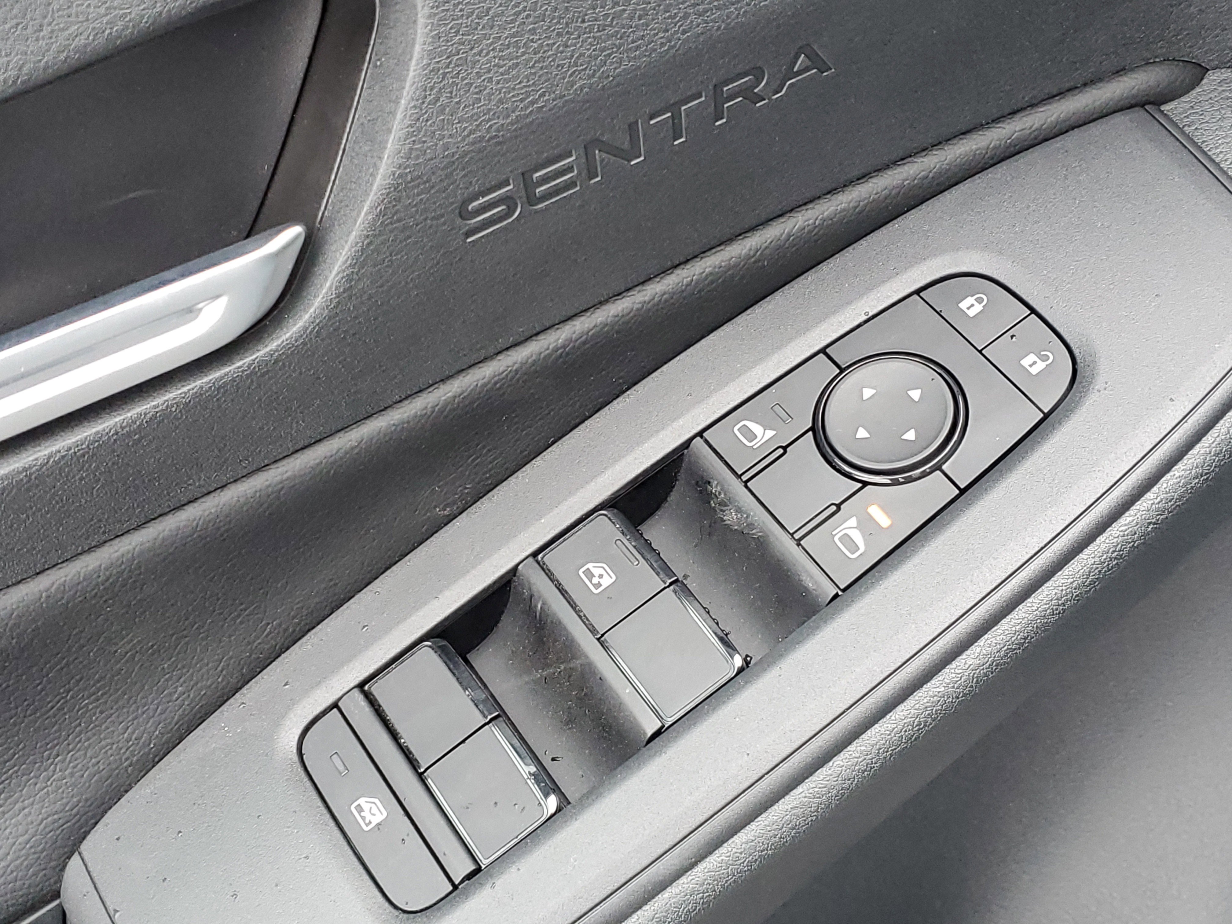 New 2026 Nissan Sentra SV w/ SV Convenience Package image 18