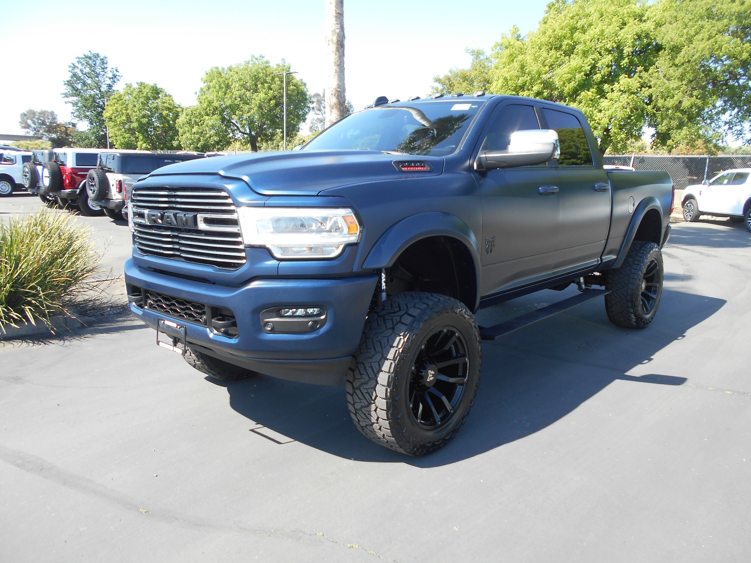 Used 2022 RAM 3500 Laramie AWD/4WD video 1