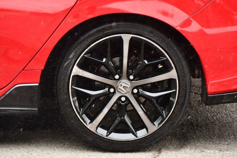 Used 2020 Honda Civic Sport image 11