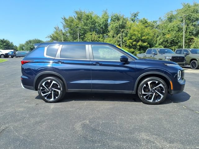 Used 2024 Mitsubishi Outlander SE AWD/4WD image 8