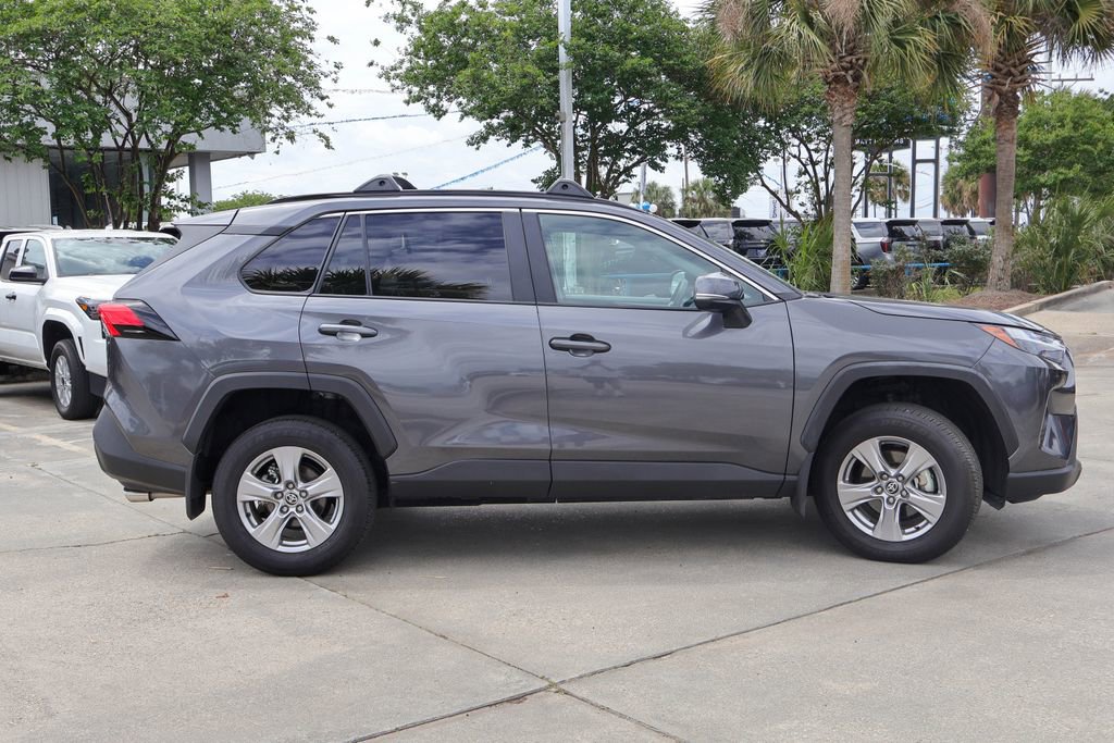 Used 2025 Toyota RAV4 XLE image 22