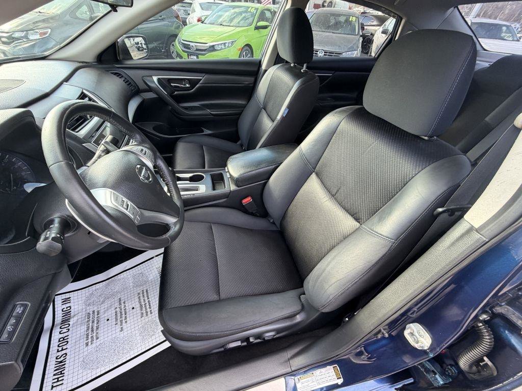 Used 2017 Nissan Altima 2.5 SR image 10
