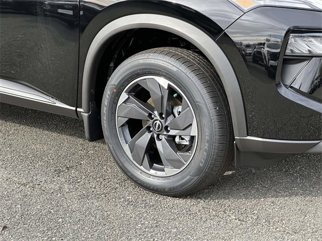 New 2026 Nissan Rogue SV image 7