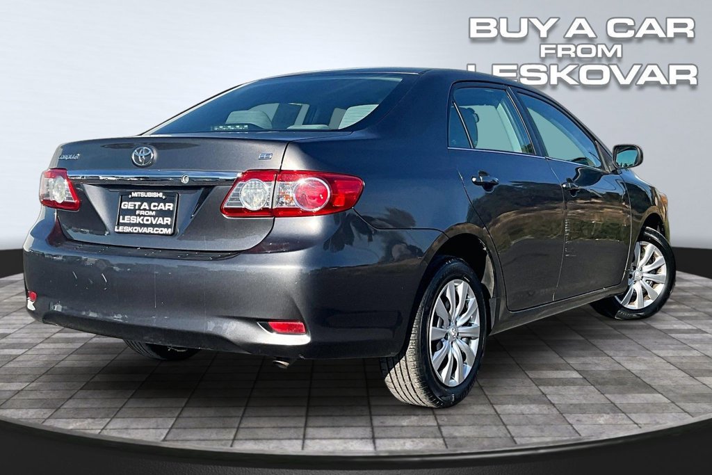 Used 2013 Toyota Corolla LE FWD image 13