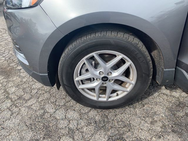 Used 2024 Ford Edge SEL image 33