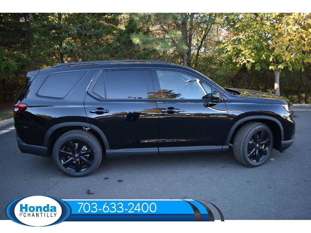 New 2025 Honda Pilot Black Edition image 12
