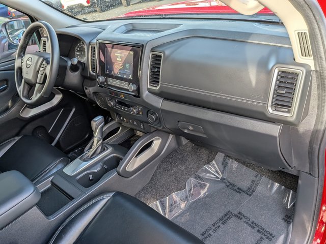 Used 2022 Nissan Frontier SV w/ SV Premium Package RWD image 18