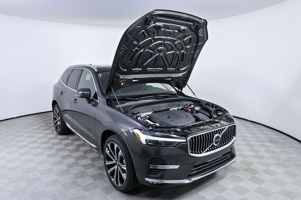 Certified 2023 Volvo XC60 B5 Ultimate w/ Protection Package Premier FWD image 36