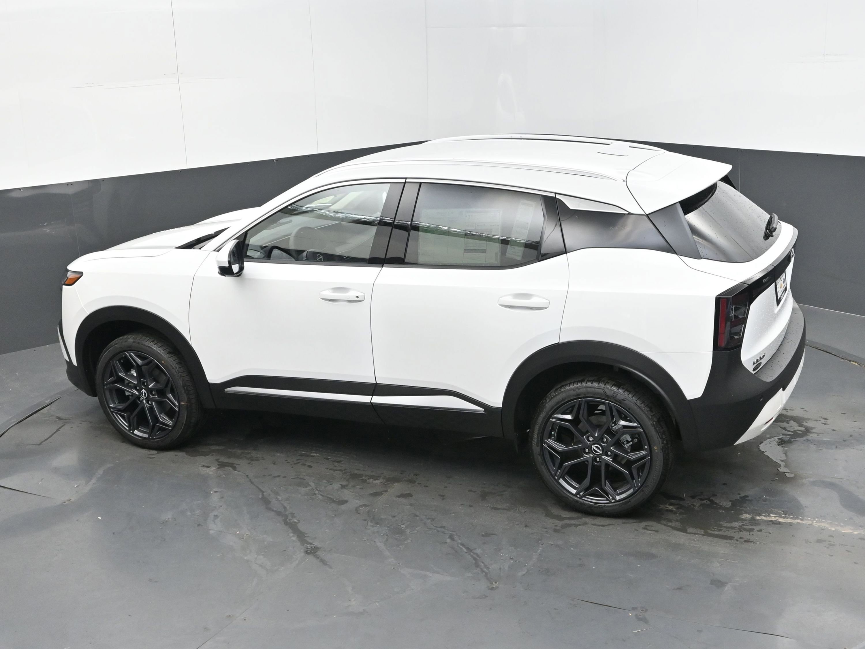 New 2025 Nissan Kicks SR image 45
