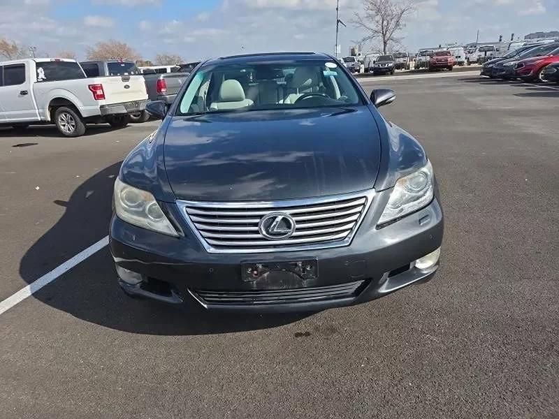 Used 2011 Lexus LS 460 w/ Comfort Pkg image 2