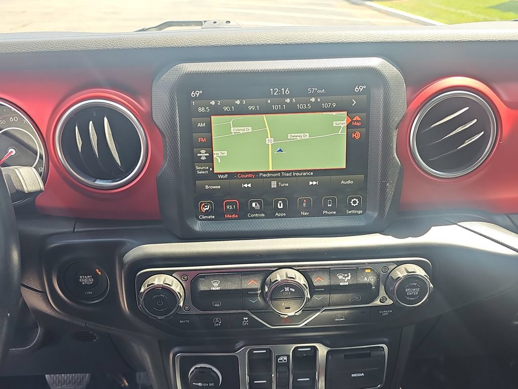 Used 2022 Jeep Wrangler Unlimited Rubicon AWD/4WD image 19