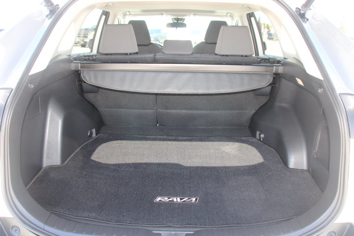Certified 2021 Toyota RAV4 XLE w/ Convenience Package AWD/4WD image 15