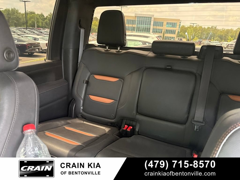 Used 2022 GMC Sierra 2500 AT4 AWD/4WD image 14