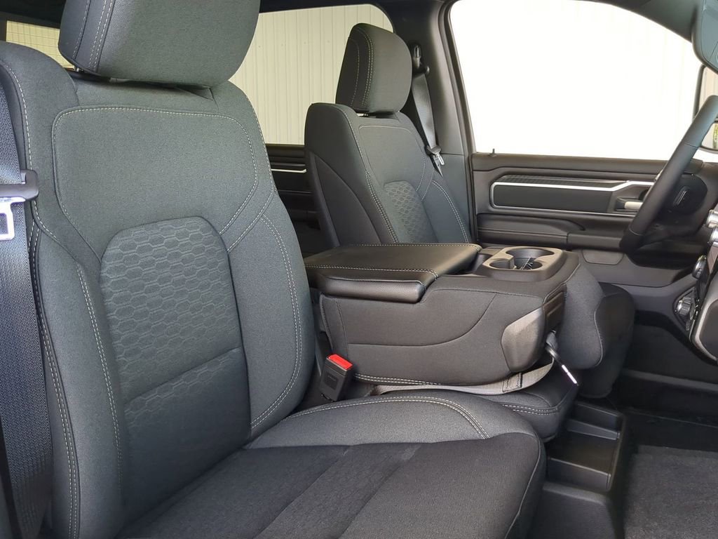 New 2026 RAM 1500 Big Horn AWD/4WD image 8