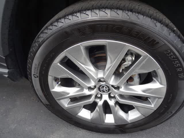 Used 2023 Toyota RAV4 XLE Premium AWD/4WD image 12