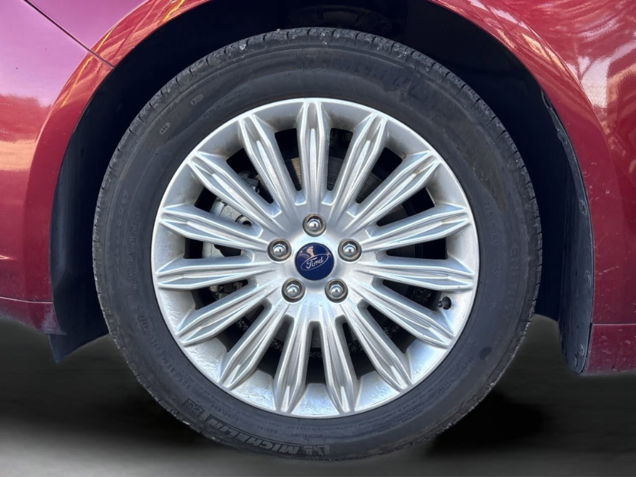 Used 2013 Ford Fusion SE image 32