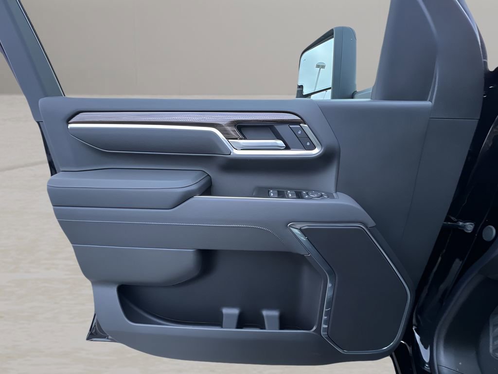 New 2026 Chevrolet Silverado 3500 LT image 22