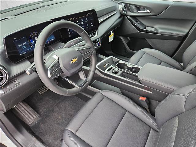 New 2026 Chevrolet Equinox LT w/ Convenience Package II FWD image 3