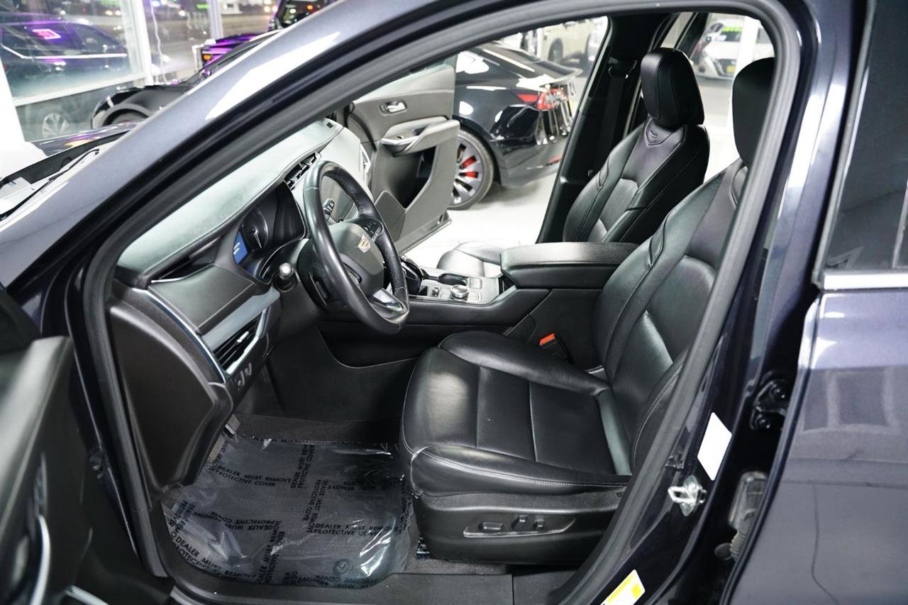 Used 2023 Cadillac XT4 Premium Luxury AWD/4WD image 23