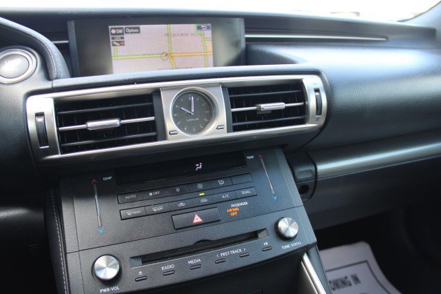 Used 2015 Lexus IS 250 w/ F-Sport Package RWD image 10