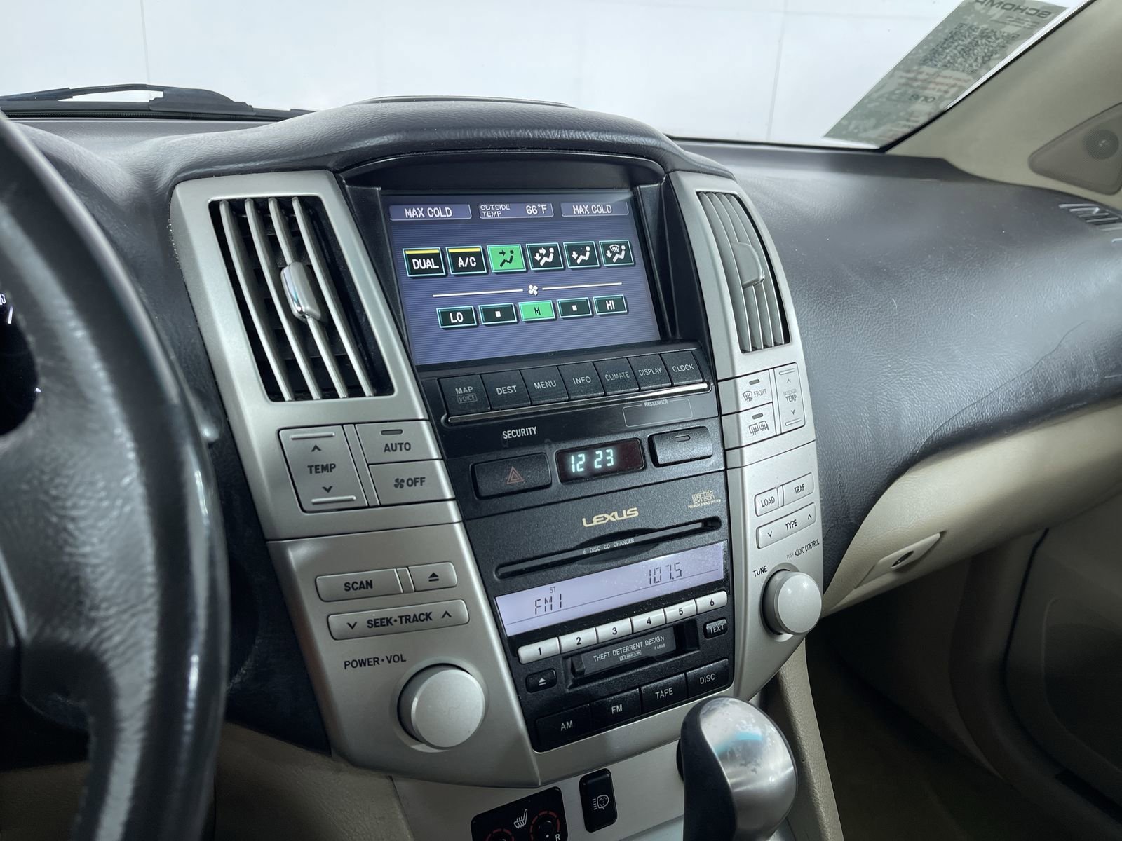 Used 2006 Lexus RX 400h AWD image 17