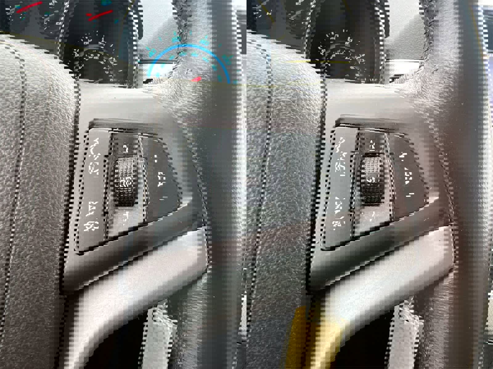 Used 2011 Chevrolet Cruze LTZ image 24