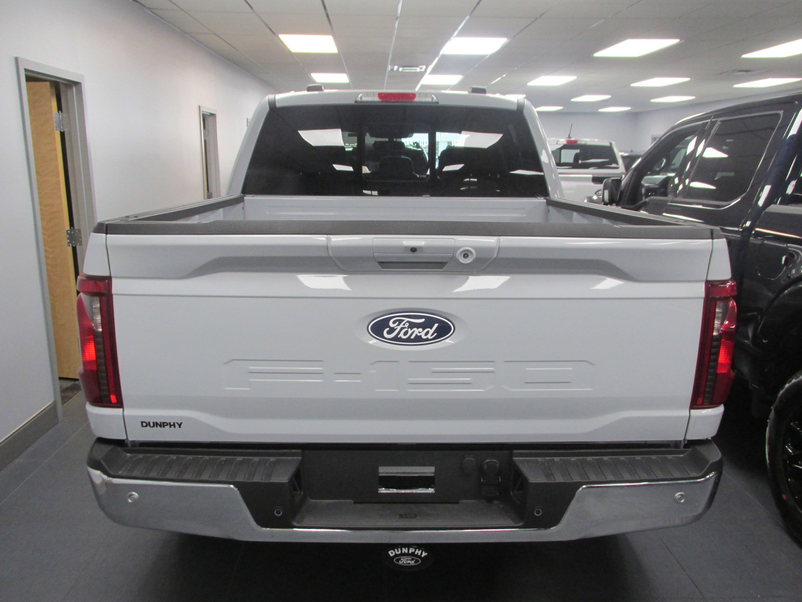 New 2025 Ford F150 XLT w/ Equipment Group 302A MID image 4