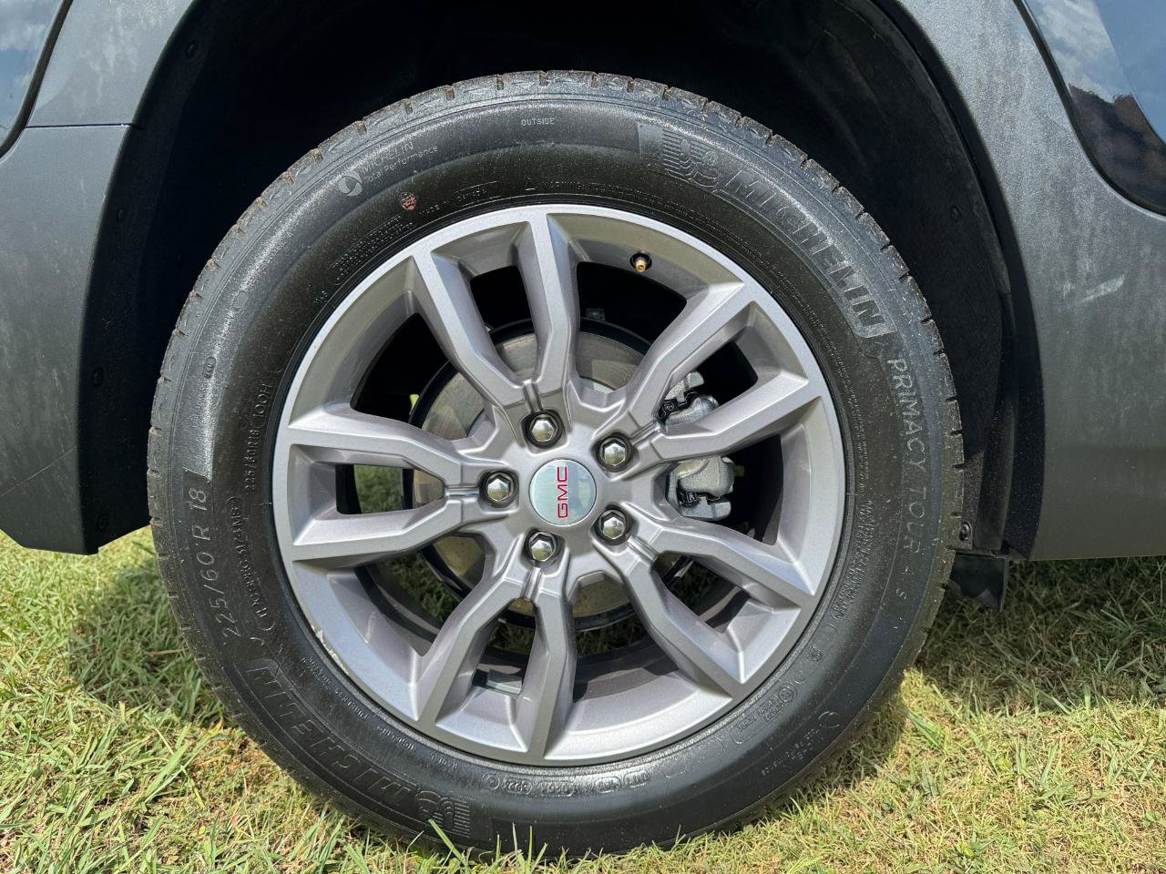 Used 2024 GMC Terrain SLT FWD image 10