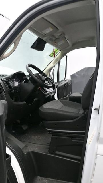 Used 2023 RAM ProMaster 2500 image 14