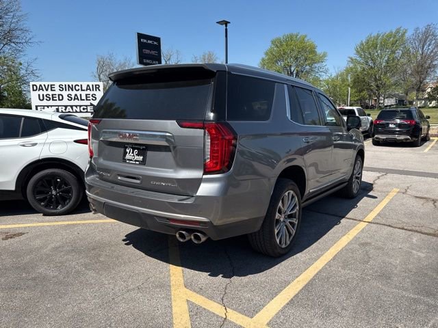 Used 2021 GMC Yukon Denali w/ Denali Premium Package image 7