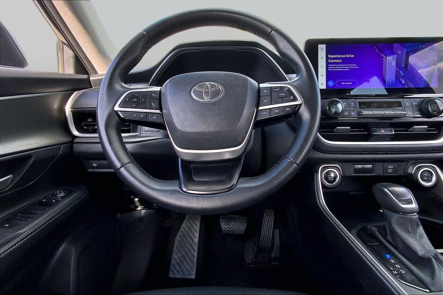 Used 2025 Toyota Grand Highlander AWD image 6