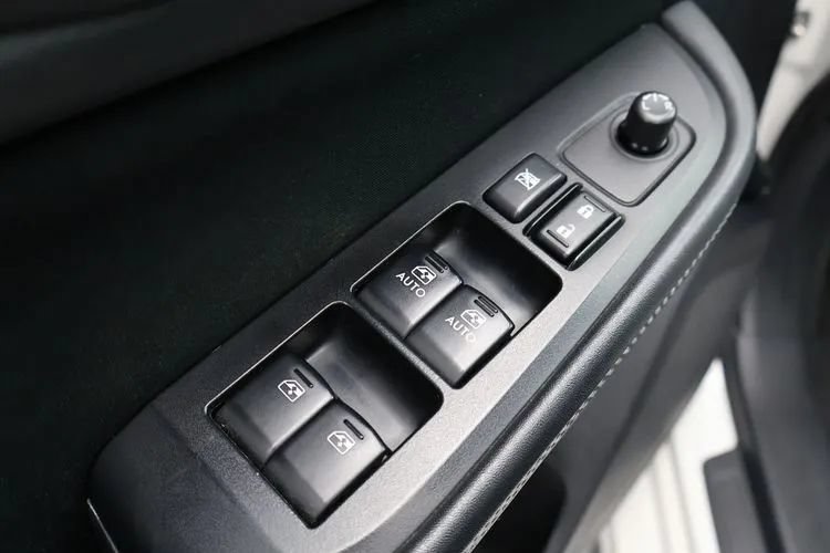 Used 2019 Subaru Legacy 2.5i Premium AWD/4WD image 21