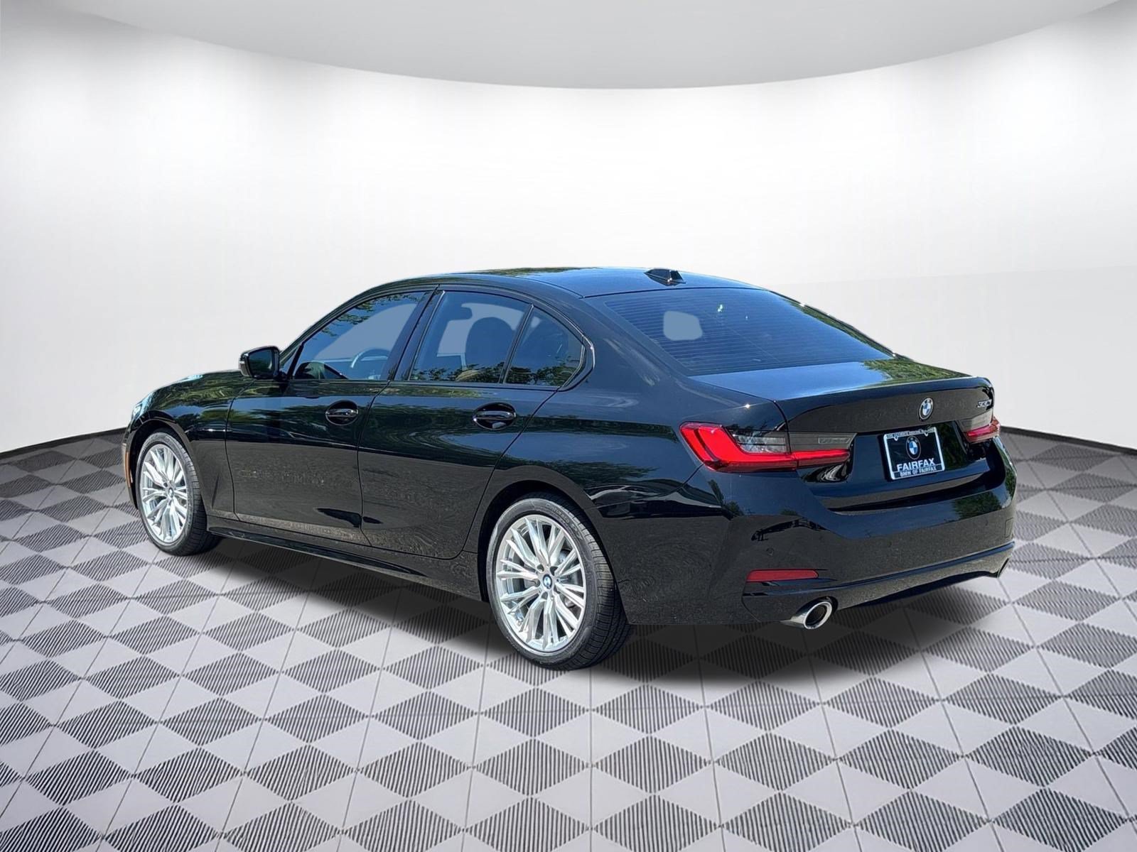 Certified 2023 BMW 330i Sedan w/ Premium Package RWD image 3