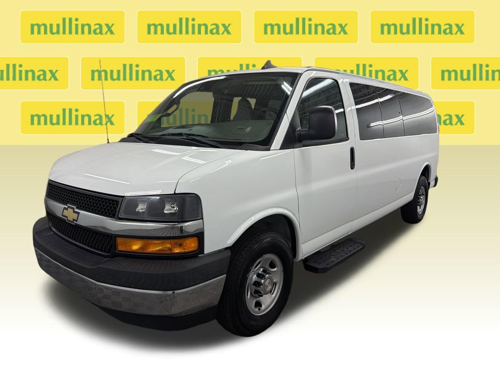 Used 2020 Chevrolet Express 3500 LT w/ LT Preferred Equipment Group image 12