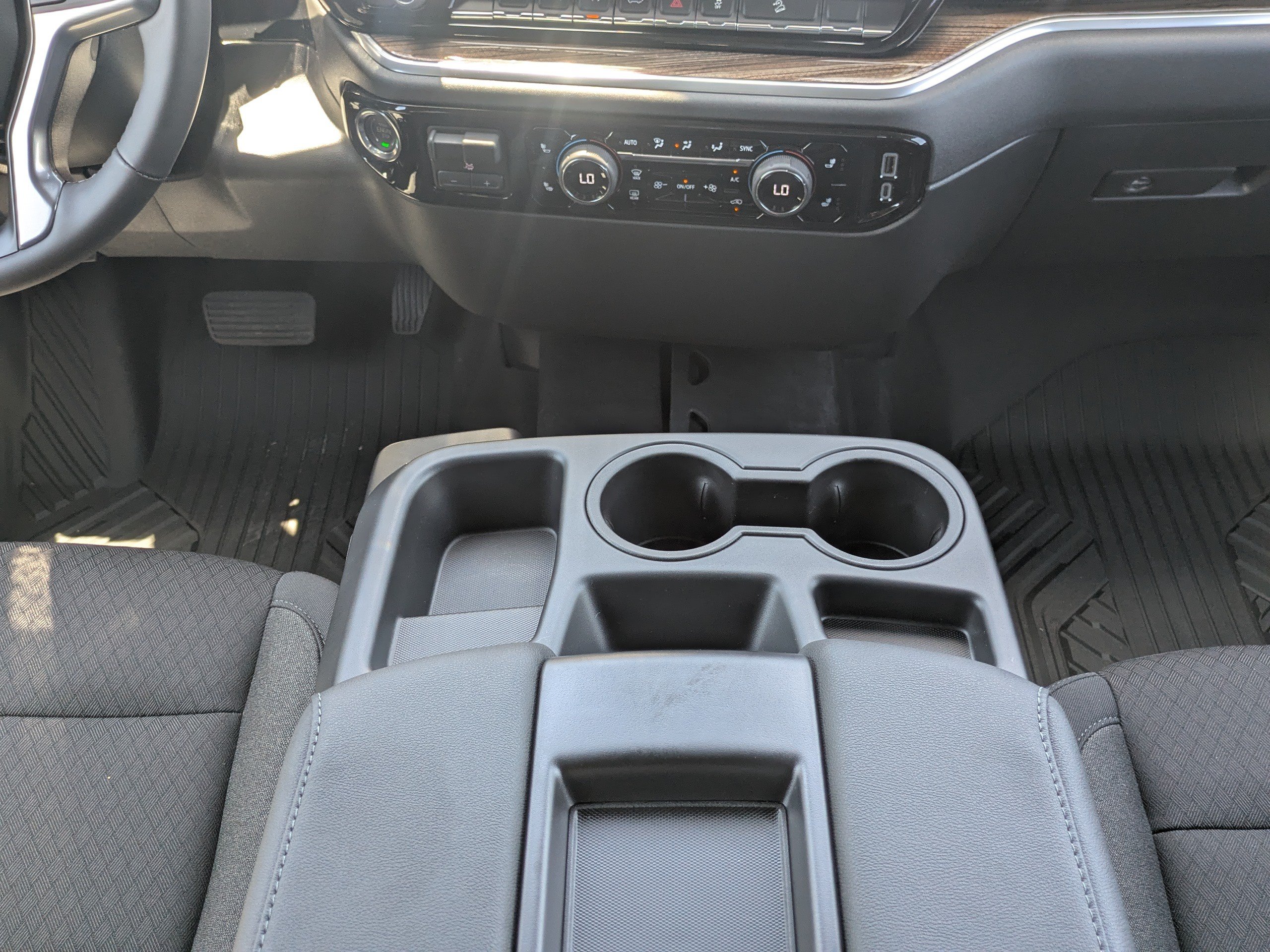 New 2026 Chevrolet Silverado 1500 LT w/ Z71 Off-Road Package AWD/4WD image 19